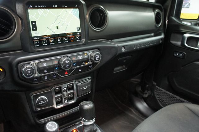 2022 Jeep Wrangler 1-Owner, Sky One Touch Power Top - 22825904 - 30