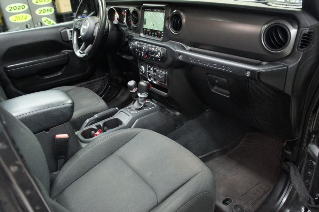 2022 Jeep Wrangler Unlimited Sport photo 4