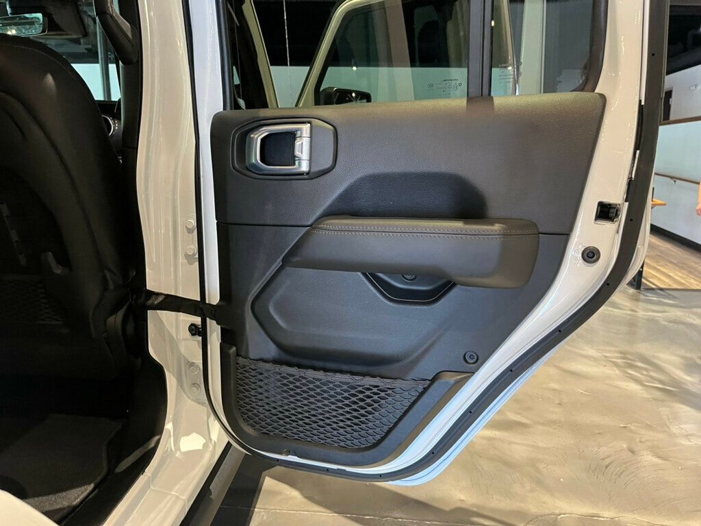 2022 Jeep Wrangler 392/SkyOneTouchRoof/TowPkg/AdvancedSafetyPkg/ColdWeatherPkg - 22577196 - 22