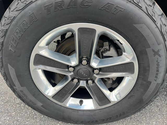 2022 Jeep Wrangler 4 Door Sahara Unlimited Convertible Hard Top 6-speed Manual  - 23035677 - 13