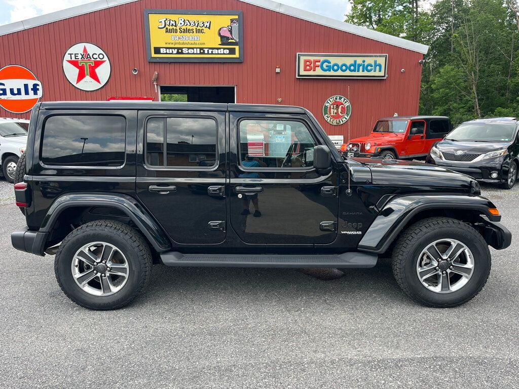 2022 Jeep Wrangler 4 Door Sahara Unlimited Convertible Hard Top 6-speed Manual  - 23035677 - 1