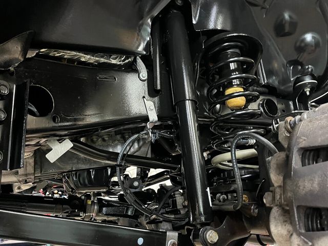 2022 Jeep Wrangler 4 Door Sahara Unlimited Convertible Hard Top 6-speed Manual  - 23035677 - 25