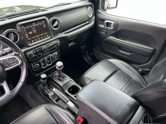 2022 Jeep Wrangler 4 Door Sahara Unlimited Convertible Hard Top 6-speed Manual  - 23035677 - 31