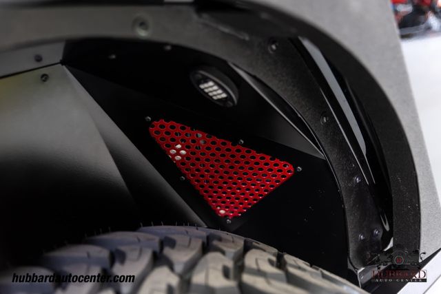 2022 Jeep Wrangler Fully Custom Inside & Out - 21811917 - 38