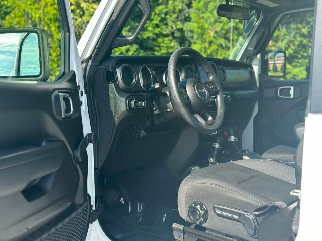 2022 Jeep Wrangler Sport photo 22
