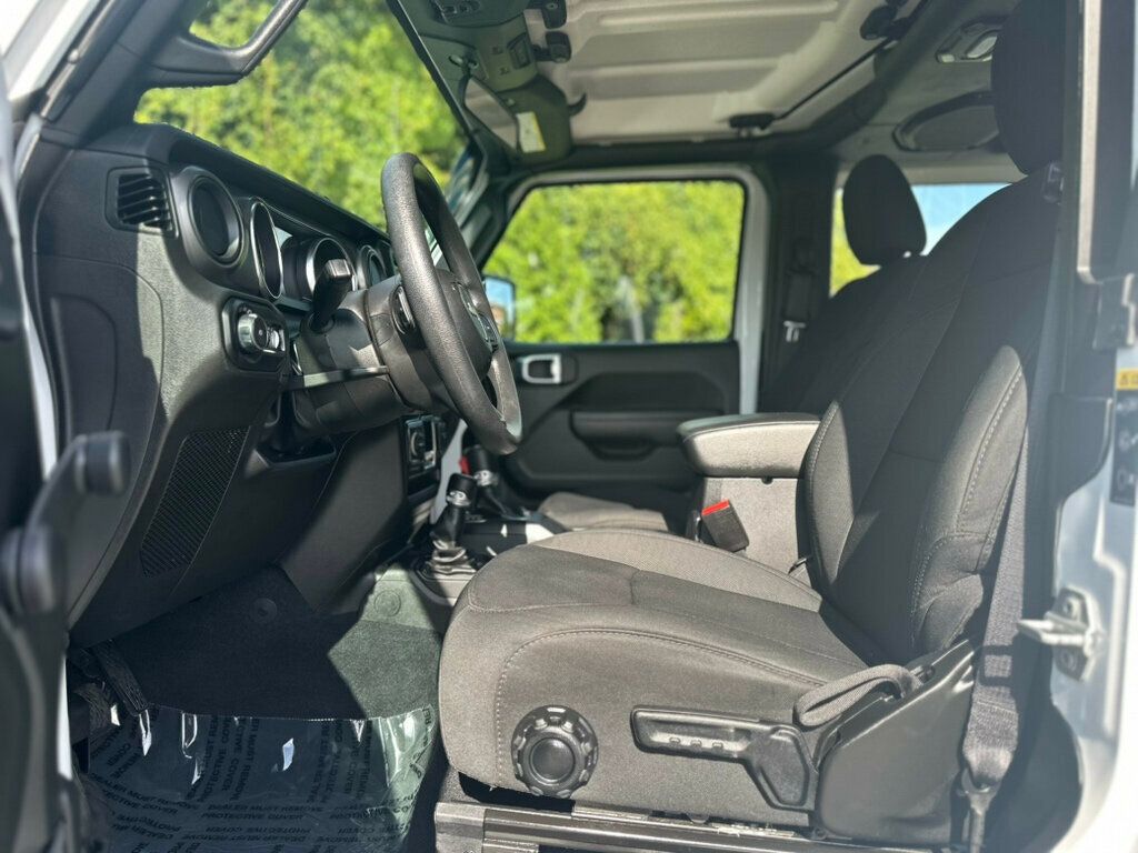 2022 Jeep Wrangler Sport photo 24