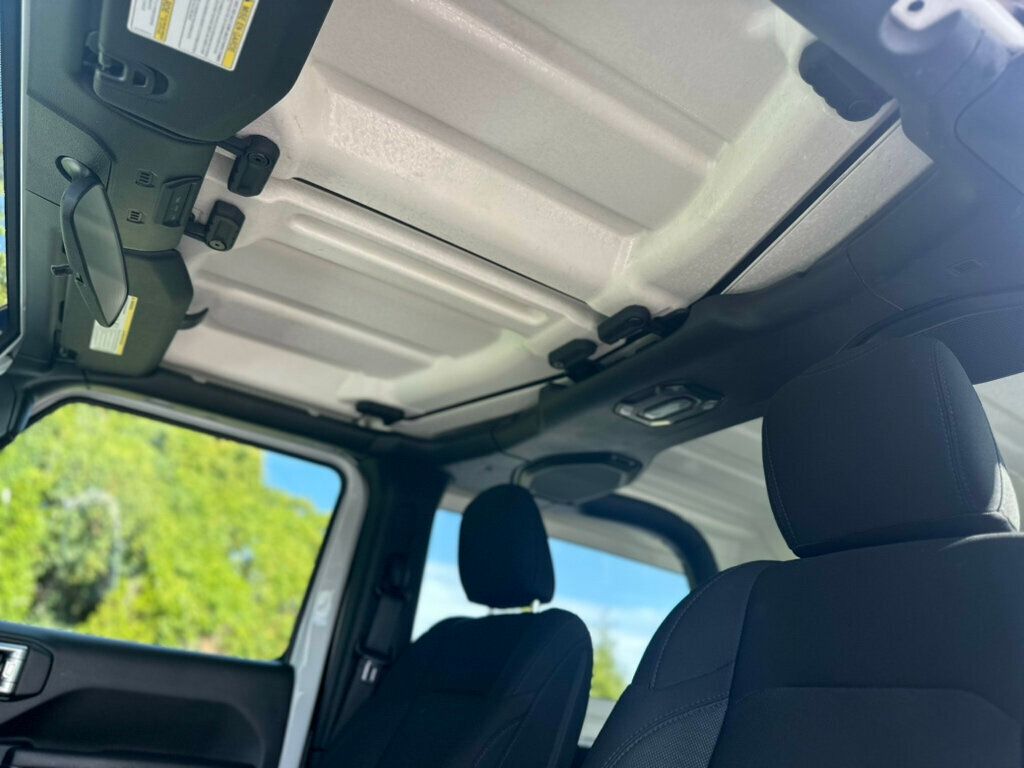 2022 Jeep Wrangler Sport photo 26