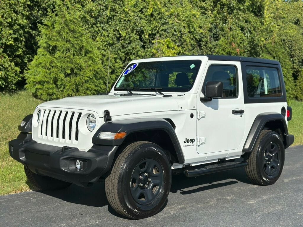 2022 Jeep Wrangler Sport photo 3