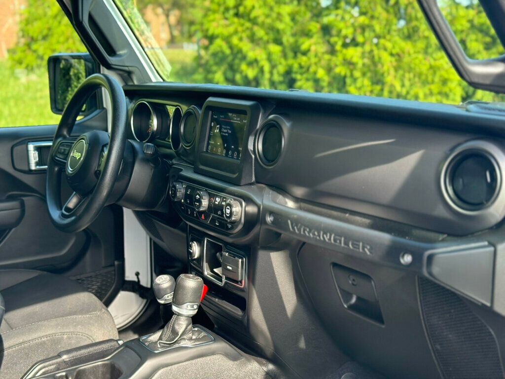 2022 Jeep Wrangler Sport photo 30