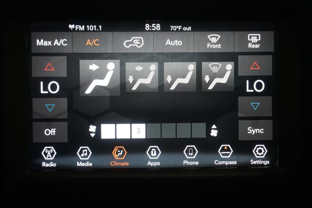 2022 Jeep Wrangler Sport S 4x4 - 22936728 - 19