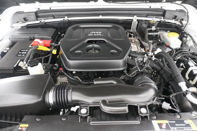 2022 Jeep Wrangler Sport S 4x4 - 22999726 - 28