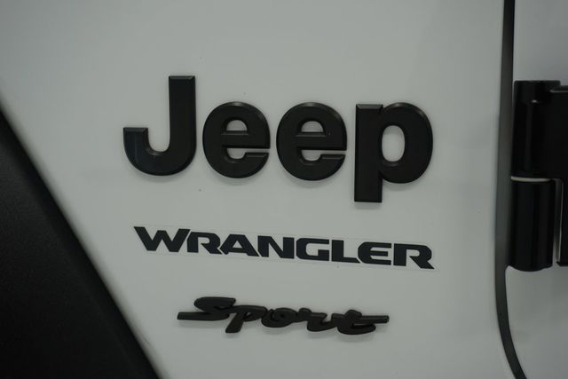 2022 Jeep Wrangler Sport S 4x4 - 22999726 - 7