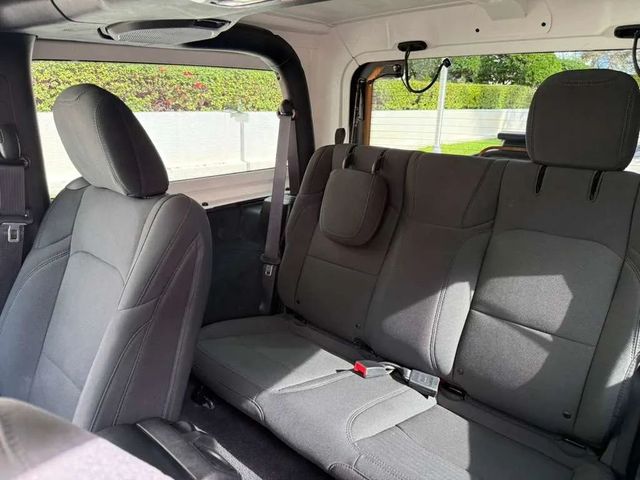 2022 Jeep Wrangler Sport S 4x4 - 22957992 - 19