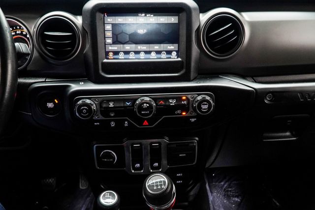 2022 Jeep Wrangler Sport S 4x4 - 22897792 - 23