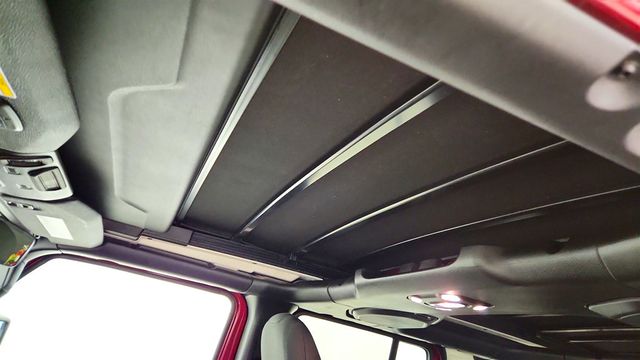 2022 Jeep Wrangler Sport S 4x4 w/ Sky One-Touch Power Top & Alpine Premium Audio - 23033676 - 10