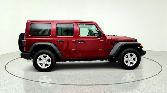 2022 Jeep Wrangler Sport S 4x4 w/ Sky One-Touch Power Top & Alpine Premium Audio - 23033676 - 3