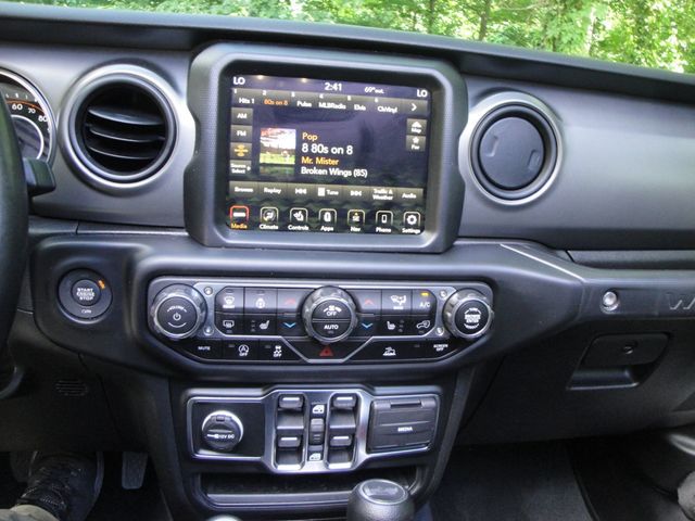 2022 Jeep Wrangler *SPORT-S* PKG, LOADED w/SKY ONE-TOUCH PWR-TOP, LOW-MI, MINT! - 23045144 - 43