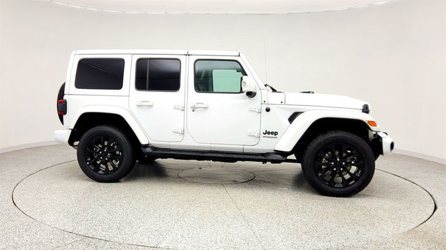 2022 Jeep Wrangler Unlimited High Altitude 4x4 - 23010697 - 3