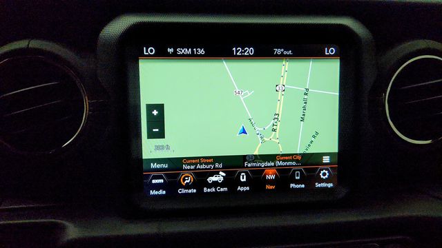 2022 Jeep Wrangler Unlimited High Altitude 4x4 w/ Cold Weather Package - 23038848 - 18