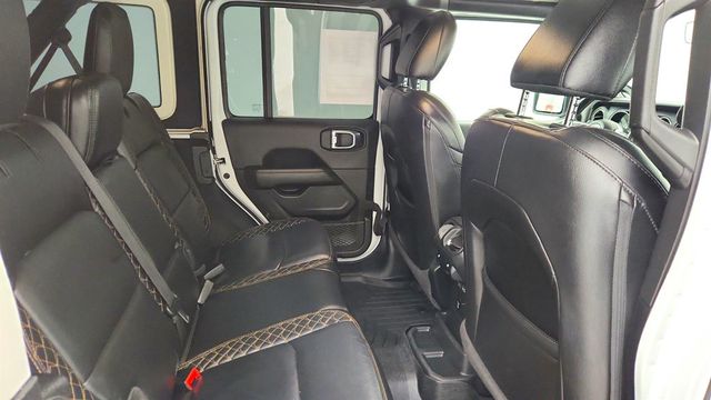 2022 Jeep Wrangler Unlimited High Altitude 4x4 w/ Hard Top & Cold Weather Group - 23010697 - 22