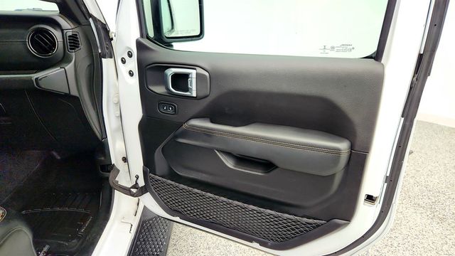 2022 Jeep Wrangler Unlimited High Altitude 4x4 w/ Hard Top & Cold Weather Group - 23010697 - 25