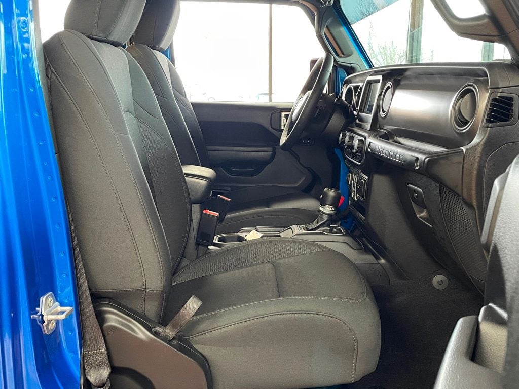 2022 Jeep Wrangler Unlimited High Tide 4x4 - 22995935 - 20