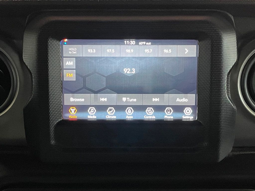 2022 Jeep Wrangler Unlimited High Tide 4x4 - 22995935 - 26