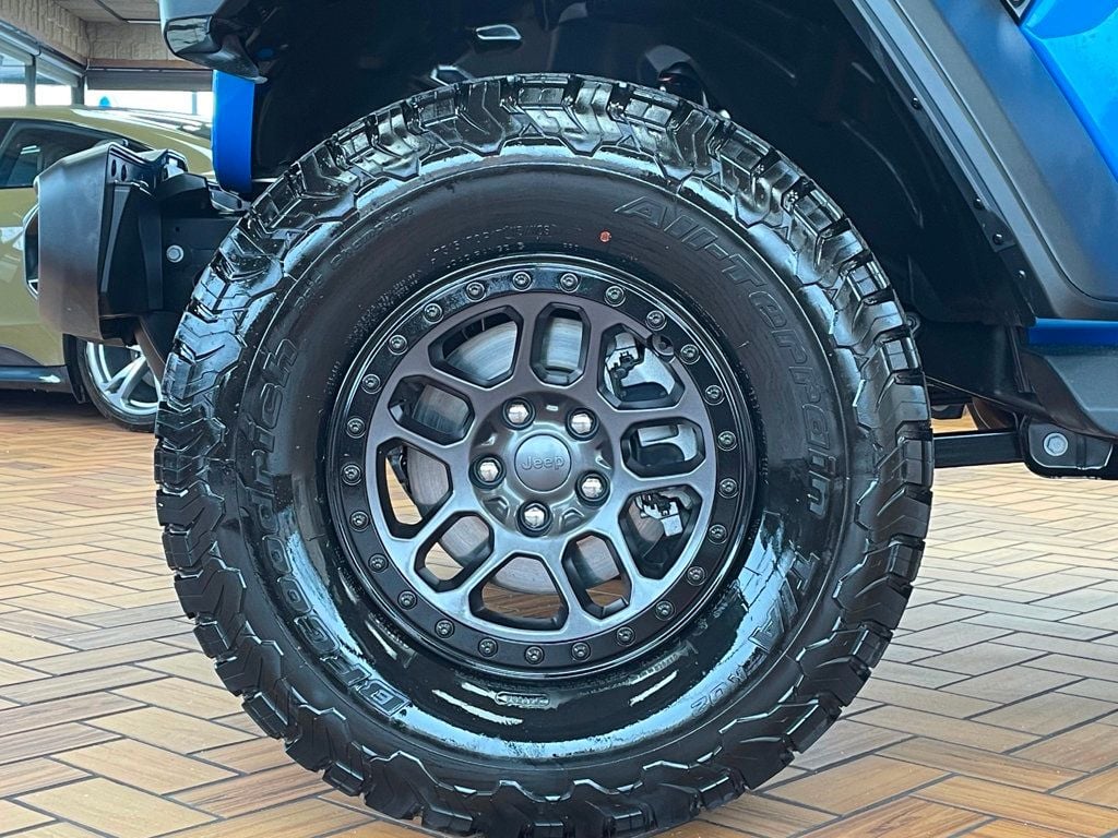 2022 Jeep Wrangler Unlimited High Tide 4x4 - 22995935 - 4