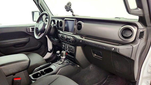 2022 Jeep Wrangler Unlimited High Tide 4x4 - 23083451 - 24