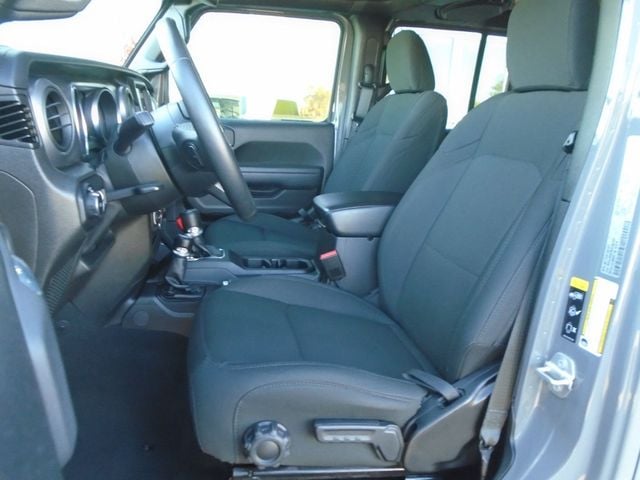 2022 Jeep Wrangler Unlimited High Tide 4x4 - 22941481 - 10