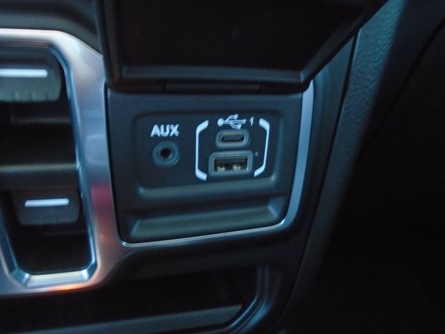 2022 Jeep Wrangler Unlimited High Tide 4x4 - 22941481 - 21