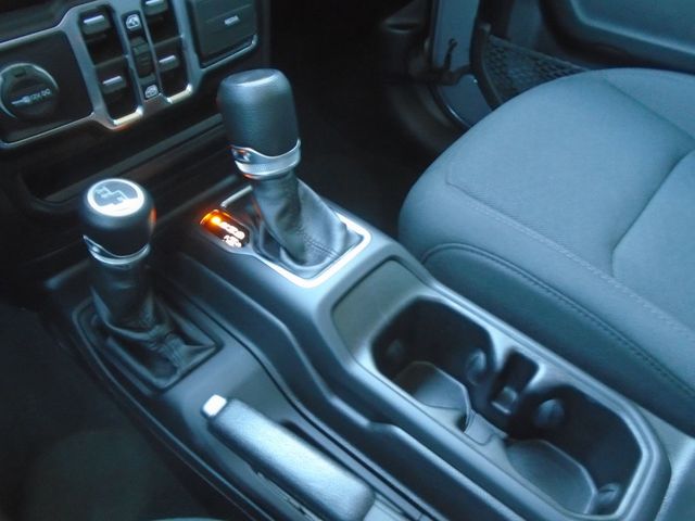 2022 Jeep Wrangler Unlimited High Tide 4x4 - 22941481 - 22