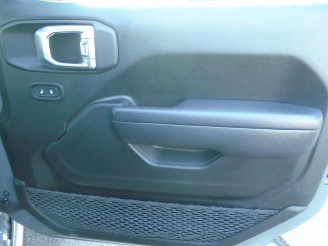 2022 Jeep Wrangler Unlimited High Tide 4x4 - 22941481 - 24