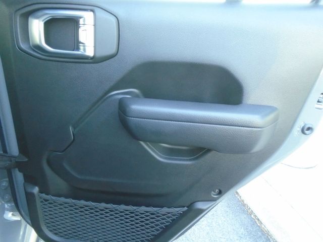 2022 Jeep Wrangler Unlimited High Tide 4x4 - 22941481 - 26