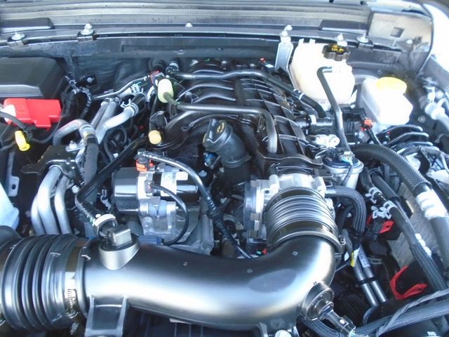 2022 Jeep Wrangler Unlimited High Tide 4x4 - 22941481 - 34