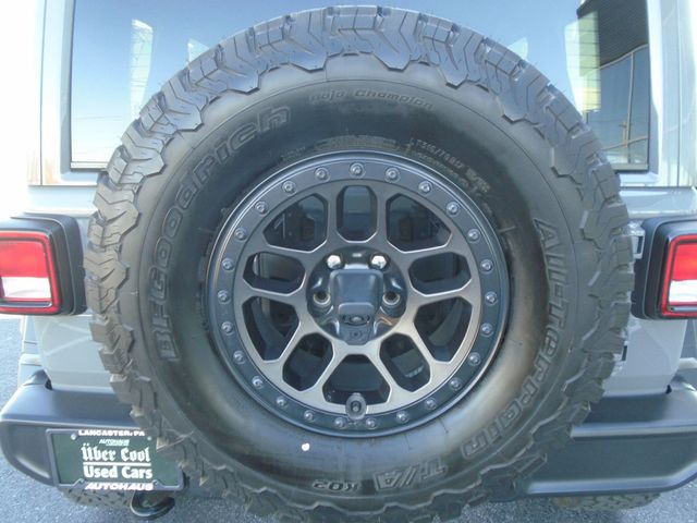 2022 Jeep Wrangler Unlimited High Tide 4x4 - 22941481 - 37