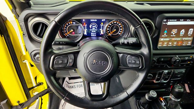 2022 Jeep Wrangler Unlimited High Tide 4x4 w/ Xtreme Recon & Technology Group - 23082192 - 11