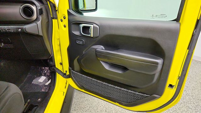 2022 Jeep Wrangler Unlimited High Tide 4x4 w/ Xtreme Recon & Technology Group - 23082192 - 24