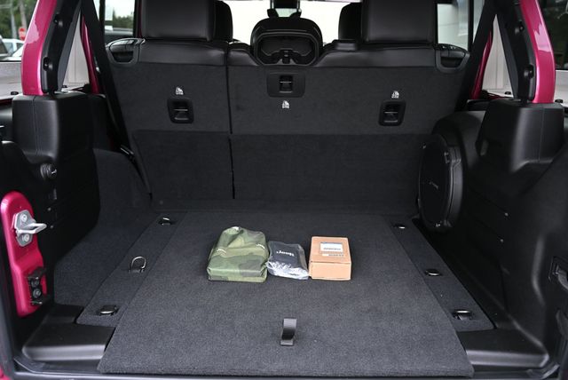 2022 Jeep Wrangler Unlimited Rubicon 392 4x4 - 22985940 - 27