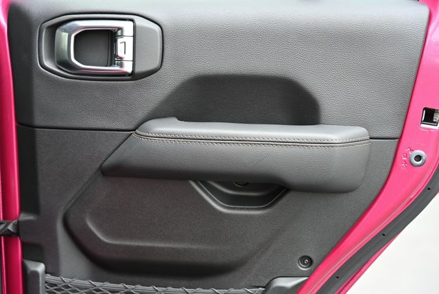 2022 Jeep Wrangler Unlimited Rubicon 392 4x4 - 22985940 - 30