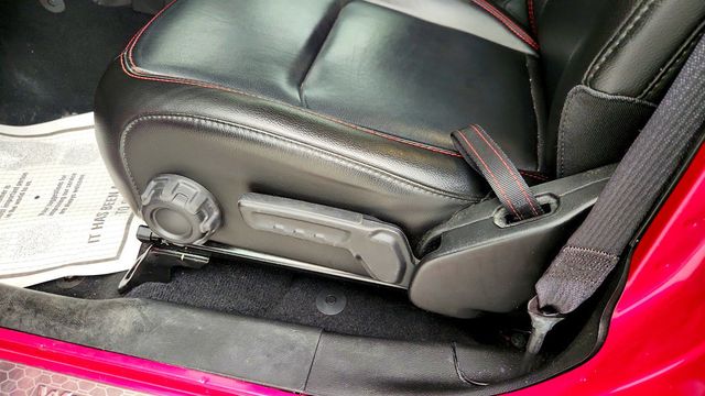 2022 Jeep Wrangler Unlimited Rubicon 4x4 w/ Hard Top, Leather Seats & LED Lighting - 23013182 - 10