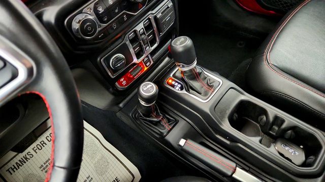 2022 Jeep Wrangler Unlimited Rubicon 4x4 w/ Hard Top, Leather Seats & LED Lighting - 23013182 - 15