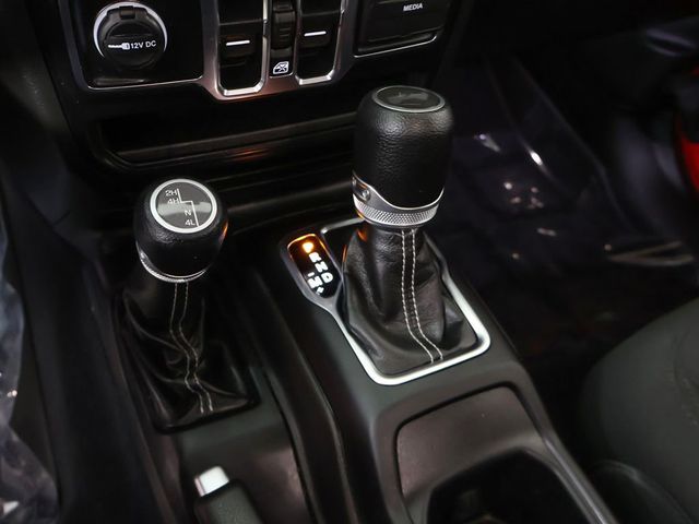 2022 Jeep Wrangler Unlimited Sahara - 23025438 - 43