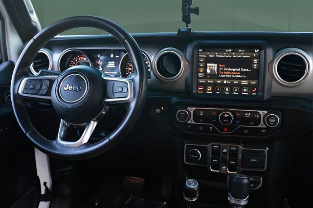 2022 Jeep Wrangler Unlimited Sahara - 23000828 - 33