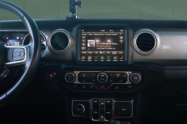 2022 Jeep Wrangler Unlimited Sahara - 23000828 - 34