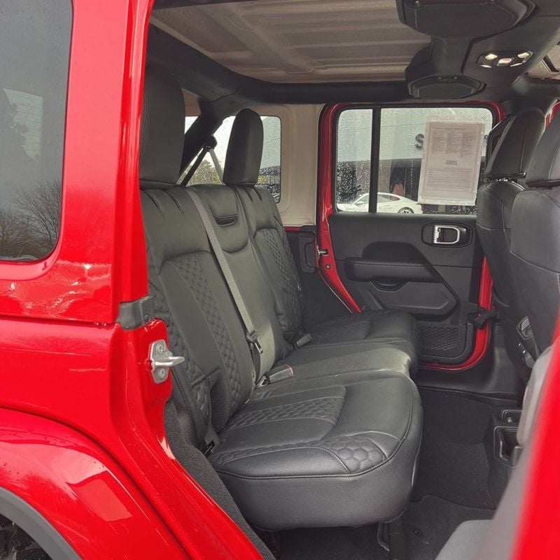 2022 Jeep Wrangler Unlimited Sahara - 22773390 - 9