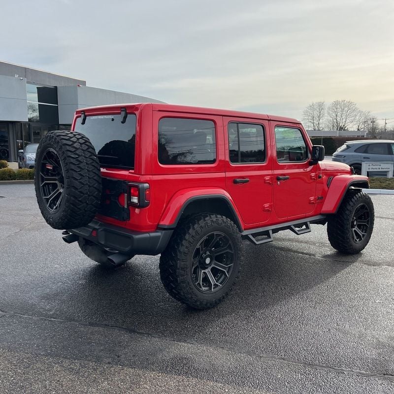 2022 Jeep Wrangler Unlimited Sahara - 22773390 - 4