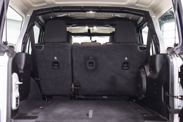 2022 Jeep Wrangler Unlimited Sahara - 22892952 - 22