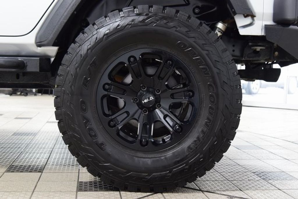 2022 Jeep Wrangler Unlimited Sahara photo 18