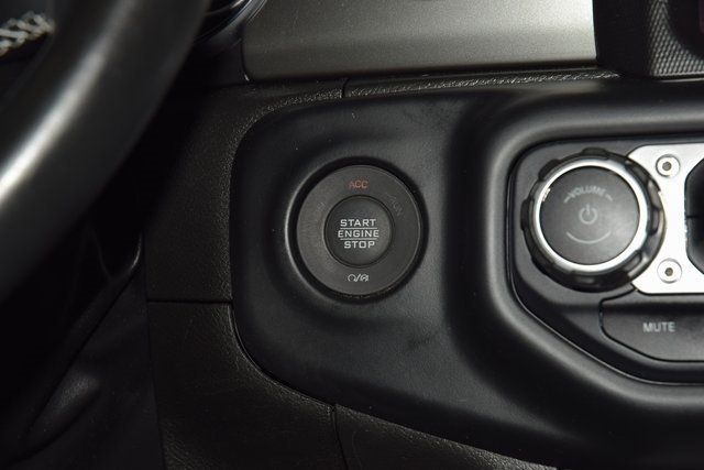 2022 Jeep Wrangler Unlimited Sahara - 22892952 - 32